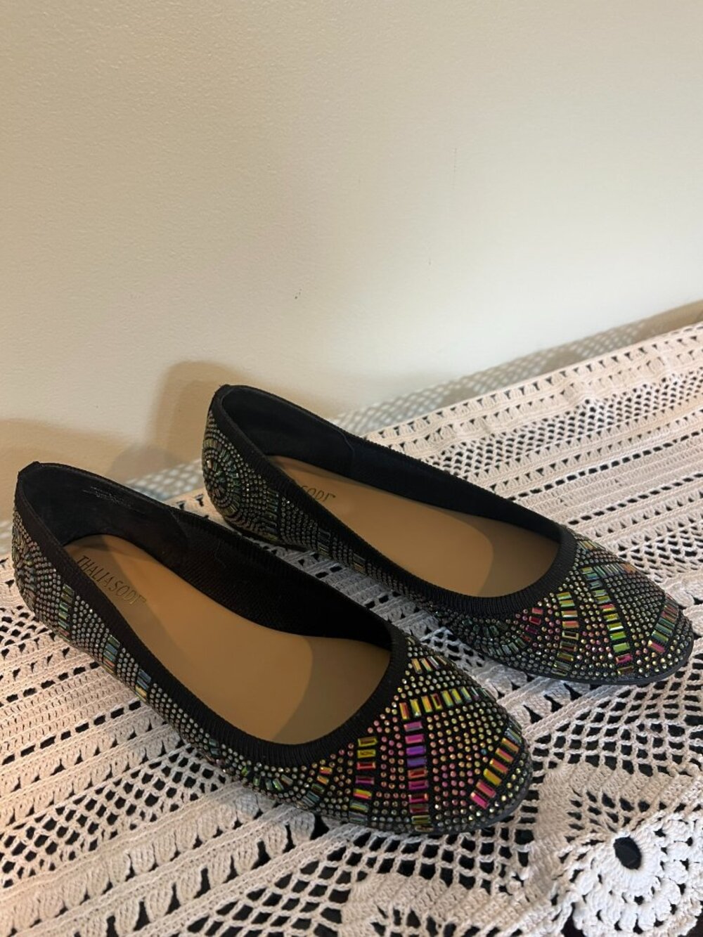 Thalia Sodi Sparkly Studded Flats Size 8 - Picture 2 of 5